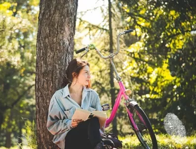 Добър ден, четете ли книги?