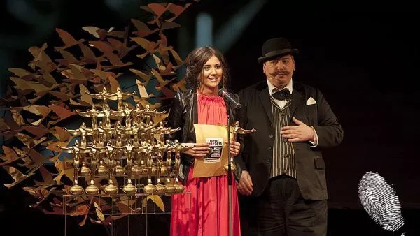 Икарите на 2015