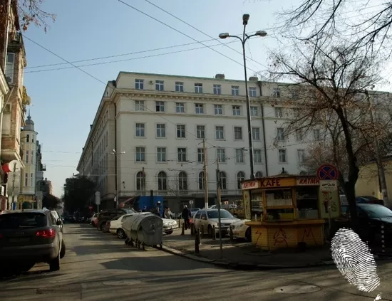 ...историята на механите е дълга и широка