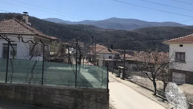 Имаш ли село, имаш всичко!