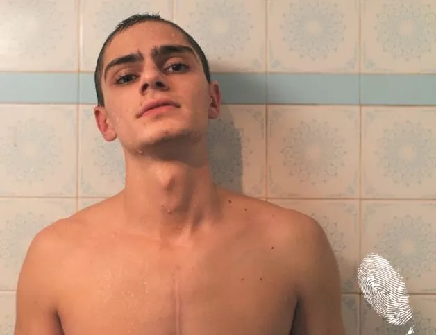 Ще пуснеш ли в дома си непознат?