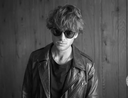 Caustic Love на Paolo Nutini