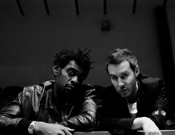Massive Attack от Англия