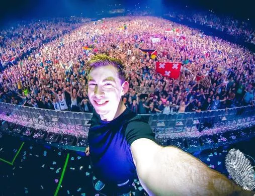 Top 100 DJs World Tour