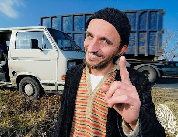 Джанго Зе и Rubikub