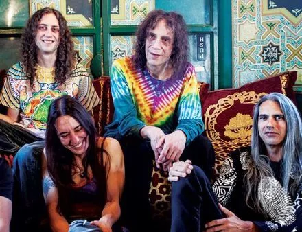 Ozric Tentacles от Великобритания