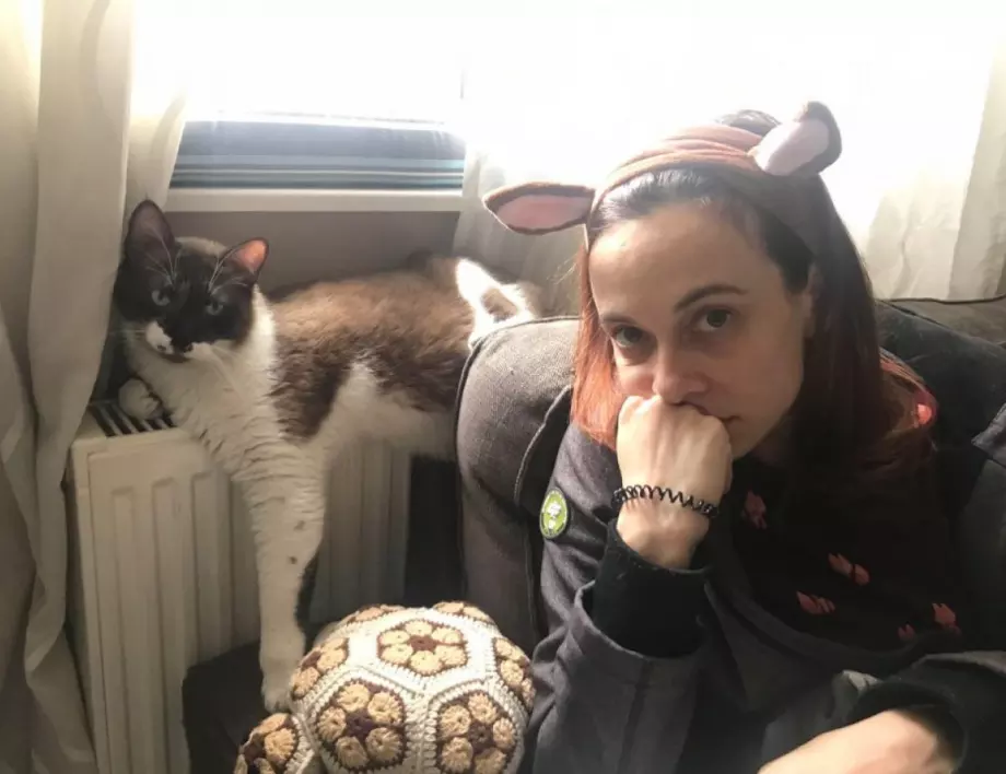 #София вкъщи - Актрисата Весела Бабинова: Снимам клипове, гледам стари филми и уча езици