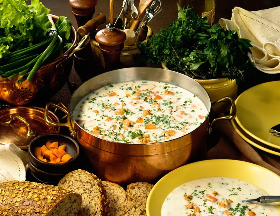 Спаначена яхния с картофи