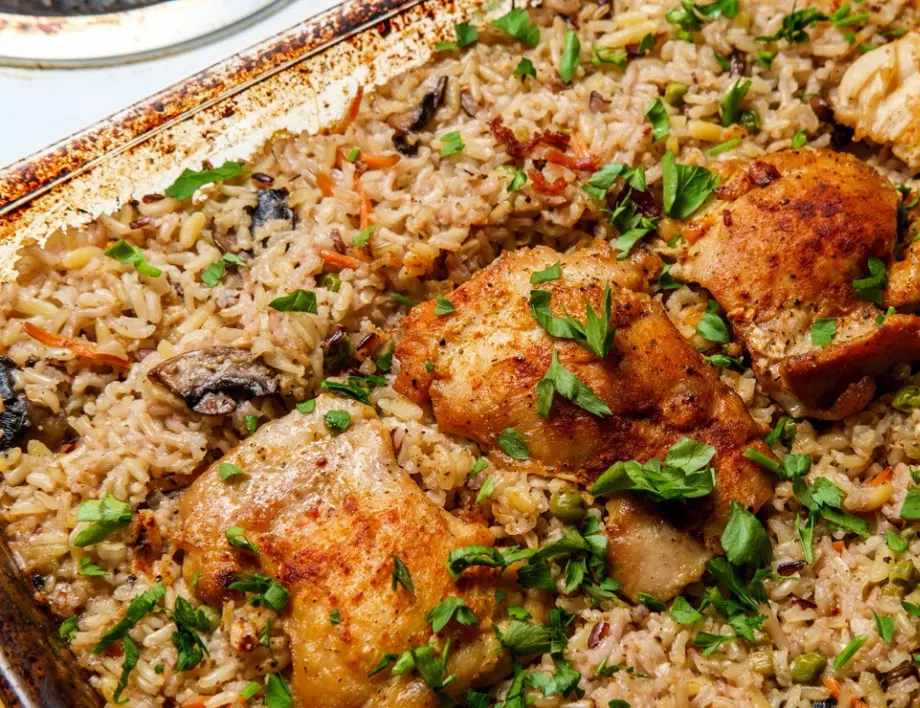 Гъби с ориз и моркови на фурна - ето как