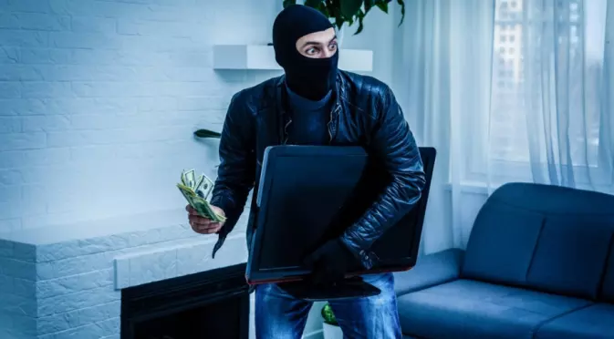 Кaк дa ce прeдпaзим oт крaжби пo прaзницитe
