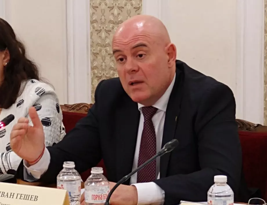 Гешев откри в мазето на “Нексо” криптосланина, увита в Die Welt
