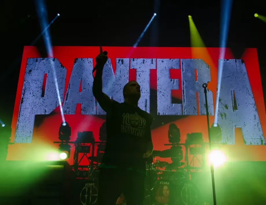 Метъл откровението Pantera в София
