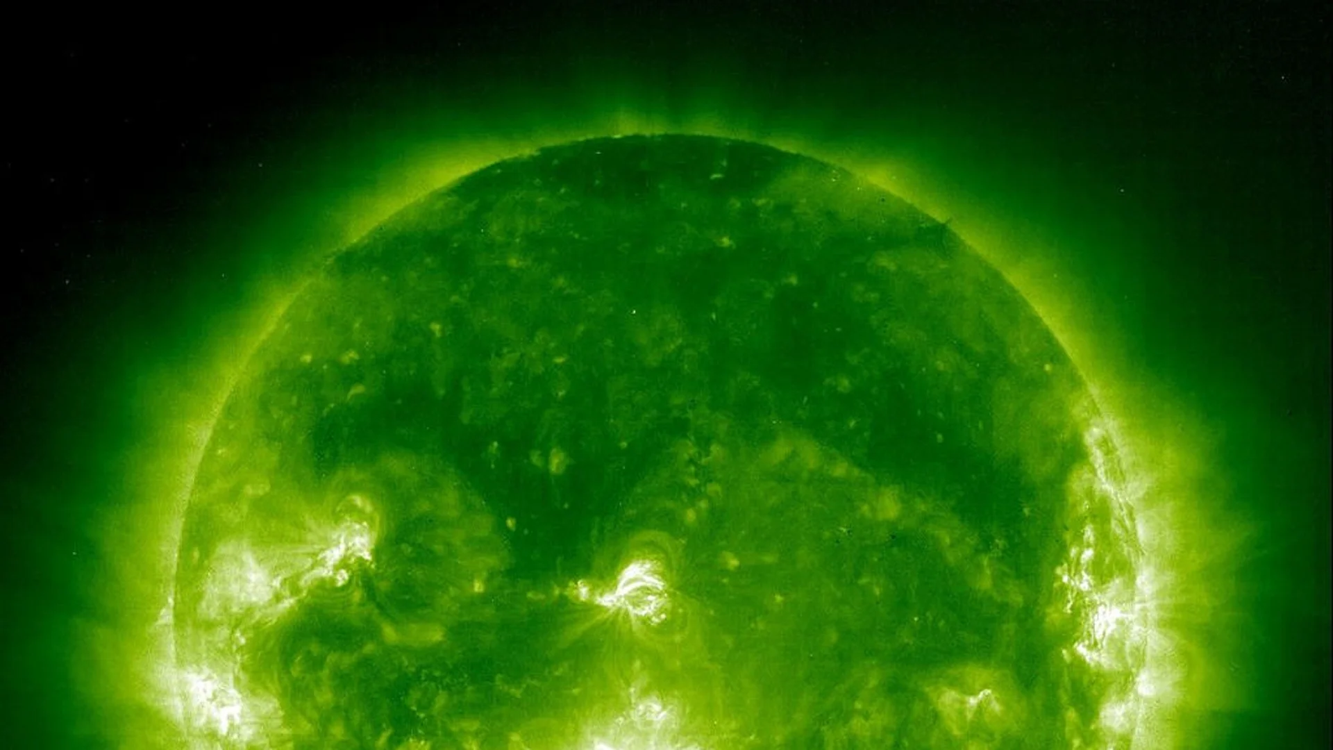 НЕВИЖДАНИ магнитни бури през март 2024 - точни дати!