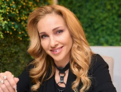Алекс Раева за "Като две капки вода": Отказах много пъти, но сега е точният момент