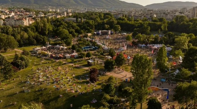 Исторически емоции отбелязаха 15 години музика, култура и общност на A to JazZ