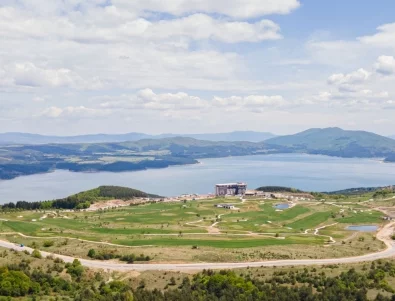 OKOL Lake Park: Новата целогодишна дестинация край София
